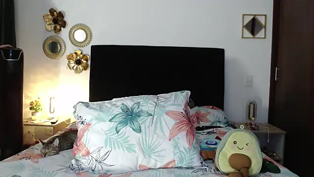 TatianaMonteross online show from January 9, 2026, 11:33 pm