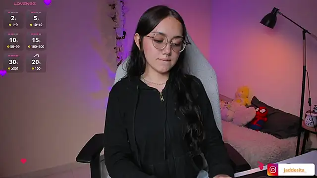 Snapshot of suzumi__ chatting on March 26, 2026, 4:22 am suzumi online show from March 26, 2026, 4:22 am