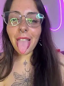 Mizztikaa online show from January 7, 2026, 8:36 pm