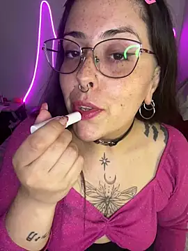 Snapshot of Mizztikaa chatting on February 27, 2025, 12:36 am Mizztikaa online show from February 27, 2025, 12:36 am