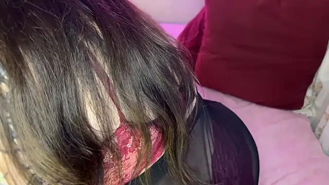 Mizztikaa online show from December 14, 2025, 6:35 pm