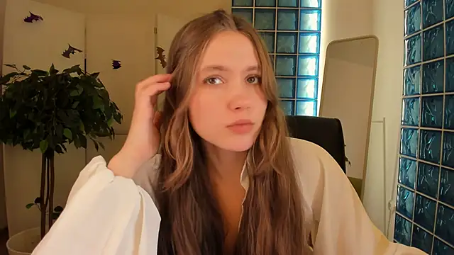 Snapshot of MaryannSoftt chatting on October 30, 2025, 2:58 pm MaryannSoftt online show from October 30, 2025, 2:58 pm