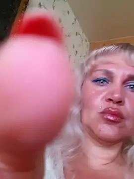Snapshot of IsabellaBoni chatting on July 18, 2026, 7:28 am IsabellaBoni online show from July 18, 2026, 7:28 am