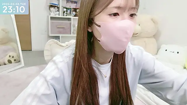 Snapshot of -SHINON- chatting on February 3, 2026, 2:11 pm -SHINON- online show from February 3, 2026, 2:11 pm