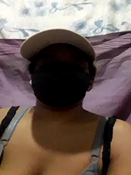 Snapshot of Tharukasenevirathne chatting on June 2, 2026, 4:40 pm Tharukasenevirathne online show from June 2, 2026, 4:40 pm