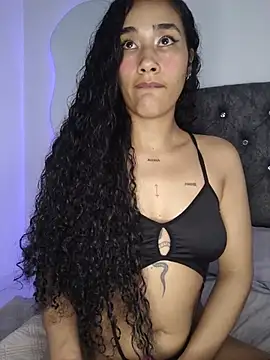 Snapshot of jaderossxx chatting on July 19, 2026, 8:27 pm jaderossxx online show from July 19, 2026, 8:27 pm