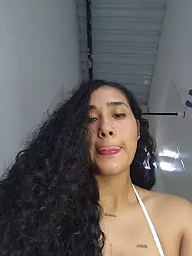 Snapshot of jaderossxx chatting on June 22, 2026, 3:42 pm jaderossxx online show from June 22, 2026, 3:42 pm