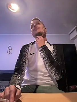 BWC69 69 69 online show from December 28, 2024, 3:04 pm