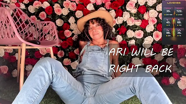 Ariella Ruiz online show from February 25, 2025, 6:23 pm