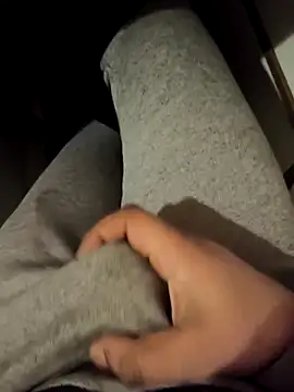 franko1987 online show from February 15, 2026, 8:13 am