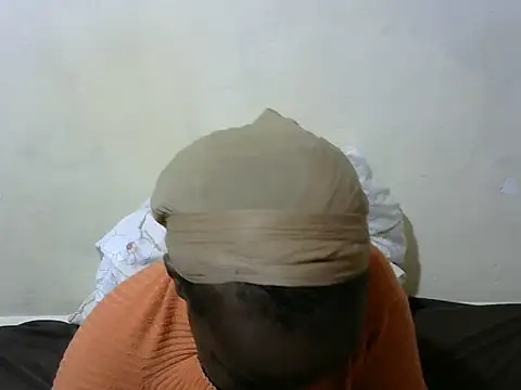 Snapshot of Thicky_kyla chatting on February 21, 2026, 7:16 pm Thicky kyla online show from February 21, 2026, 7:16 pm