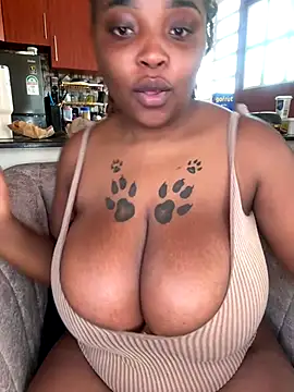 Snapshot of Savage_baby chatting on September 16, 2025, 8:04 am Savage baby online show from September 16, 2025, 8:04 am