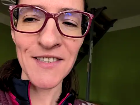 Milky hairy mommy online show from February 5, 2026, 8:10 am