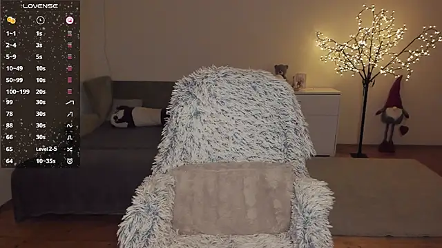 milamurrr online show from December 21, 2024, 5:18 pm