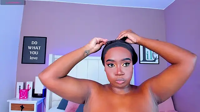 Snapshot of Britanymooree chatting on September 15, 2025, 7:36 pm Britanymooree online show from September 15, 2025, 7:36 pm