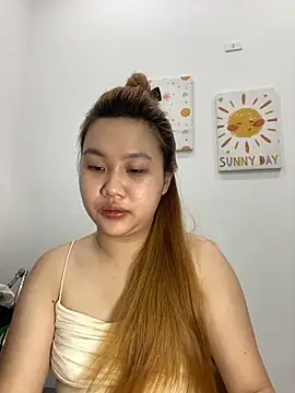 Odette68 online show from April 6, 2026, 5:30 am