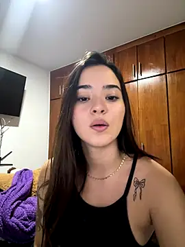 Veronica isaza   online show from January 8, 2026, 4:07 am