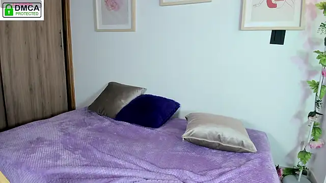 Veronica isaza   online show from July 17, 2026, 1:52 pm