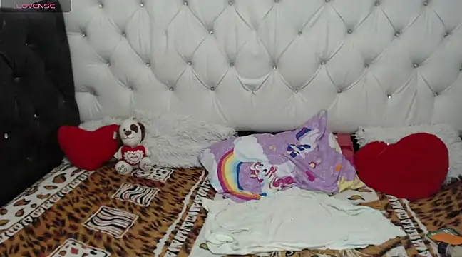 Snapshot of Scarlet_Sensual30 chatting on March 14, 2025, 9:35 am Scarlet Sensual30 online show from March 14, 2025, 9:35 am