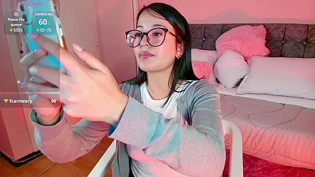 Snapshot of lovely__martina chatting on March 18, 2025, 6:06 pm lovely martina online show from March 18, 2025, 6:06 pm