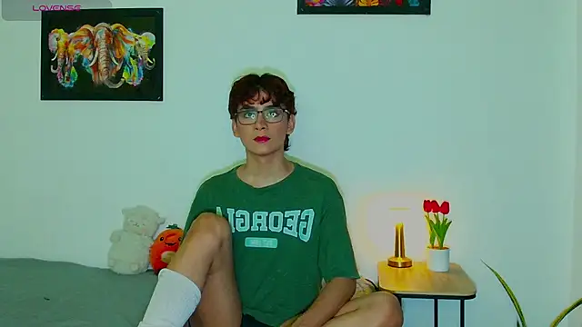 arnold laurent  online show from October 5, 2025, 11:34 am