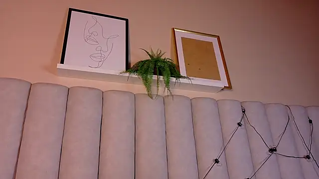 AbbyWathson online show from April 14, 2026, 11:59 am