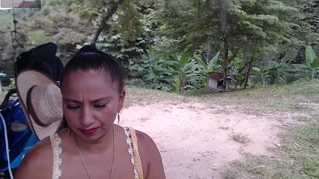 andreu mature online show from April 9, 2026, 6:58 pm