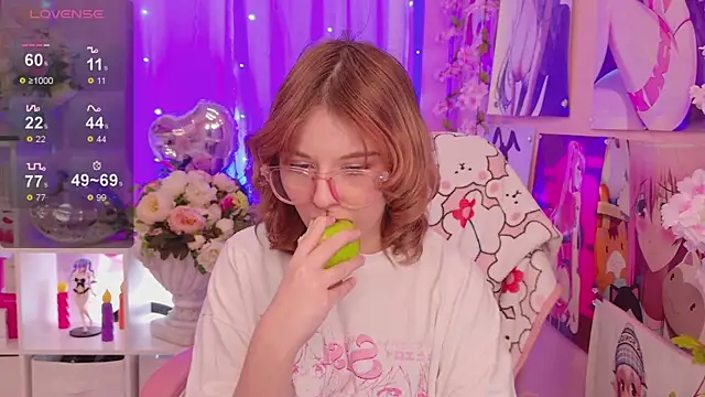 Snapshot of Coconut_Mia chatting on February 4, 2026, 8:48 pm Coconut Mia online show from February 4, 2026, 8:48 pm