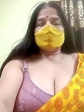 Snapshot of IndianAngle chatting on October 7, 2025, 8:43 pm IndianAngle online show from October 7, 2025, 8:43 pm