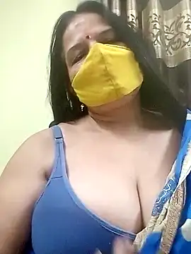 Snapshot of IndianAngle chatting on October 19, 2025, 6:10 pm IndianAngle online show from October 19, 2025, 6:10 pm