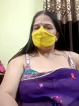 Snapshot of IndianAngle chatting on November 18, 2025, 9:07 pm IndianAngle online show from November 18, 2025, 9:07 pm