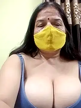 Snapshot of IndianAngle chatting on November 19, 2025, 8:53 pm IndianAngle online show from November 19, 2025, 8:53 pm