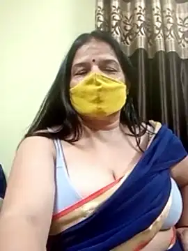 Snapshot of IndianAngle chatting on October 29, 2025, 9:03 pm IndianAngle online show from October 29, 2025, 9:03 pm