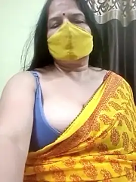 Snapshot of IndianAngle chatting on November 8, 2025, 8:34 pm IndianAngle online show from November 8, 2025, 8:34 pm