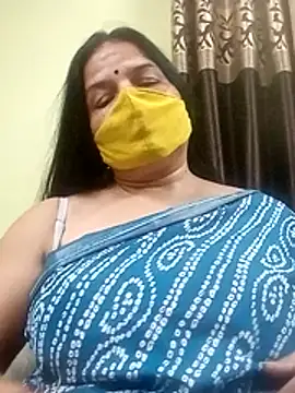 Snapshot of IndianAngle chatting on October 30, 2025, 9:11 pm IndianAngle online show from October 30, 2025, 9:11 pm