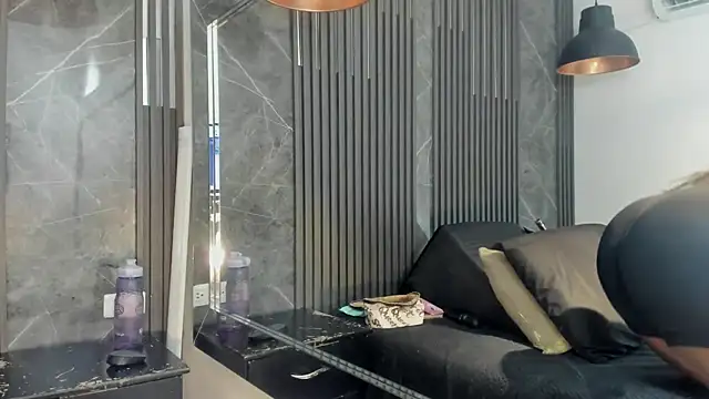 SaraiEvans online show from September 12, 2025, 3:17 am