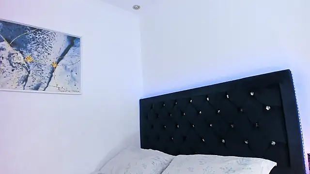 MissMaria online show from December 8, 2024, 4:11 am