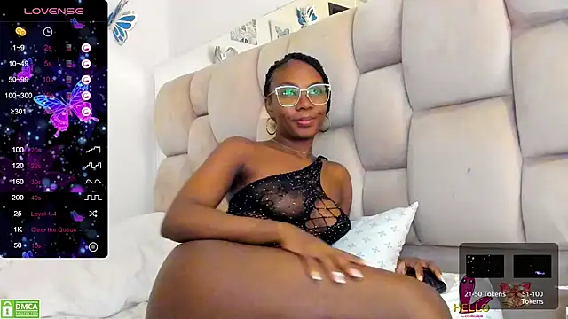 ZaraMartinez online show from December 4, 2024, 3:26 pm