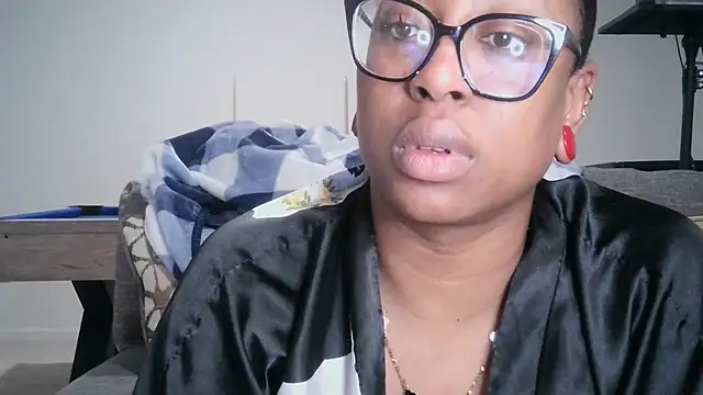 Nyxie Chaos online show from December 16, 2025, 5:11 am