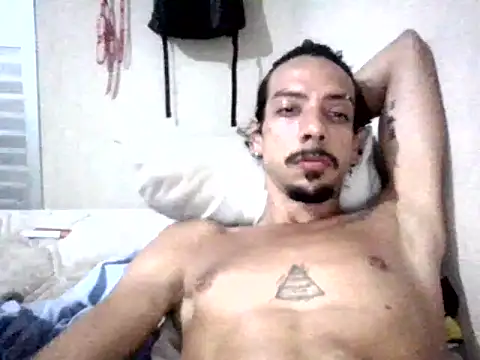 tayllorscott online show from January 12, 2025, 7:10 pm