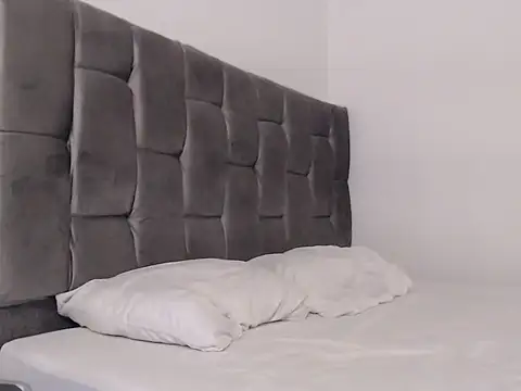 Eliantg online show from October 1, 2025, 1:00 am