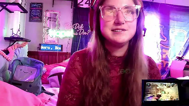 mirannacult online show from February 2, 2025, 6:09 pm