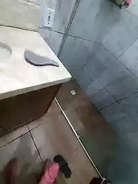 Snapshot of novinho_rosado chatting on January 8, 2025, 9:44 pm novinho rosado online show from January 8, 2025, 9:44 pm