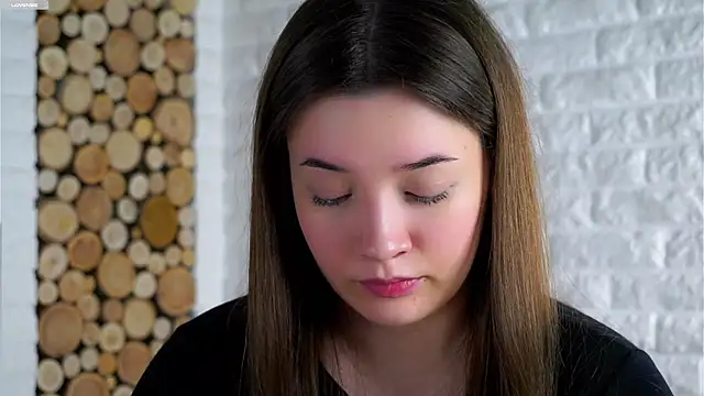 LowOncoming online show from January 12, 2026, 2:07 am