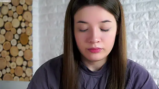 LowOncoming online show from January 9, 2026, 2:07 am