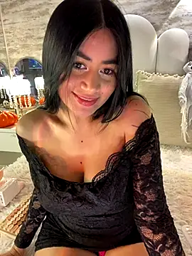 Snapshot of _MadiLee_ chatting on October 19, 2025, 2:58 am MadiLee online show from October 19, 2025, 2:58 am