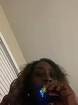 LillShayy online show from June 9, 2026, 3:29 am