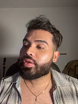 JEAN  TAUREAU online show from October 1, 2025, 12:06 am