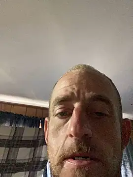 Snapshot of 5g4ever chatting on May 4, 2026, 8:11 pm 5g4ever online show from May 4, 2026, 8:11 pm