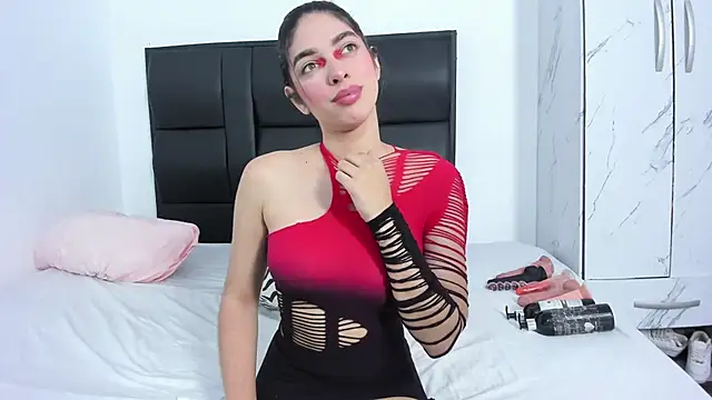 Snapshot of IsabellaTayllor chatting on November 26, 2025, 10:21 pm IsabellaTayllor online show from November 26, 2025, 10:21 pm